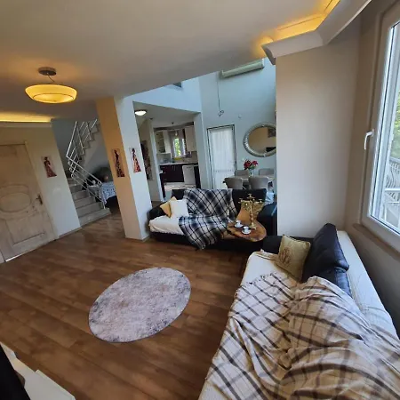 Homestay Loft For 4 People